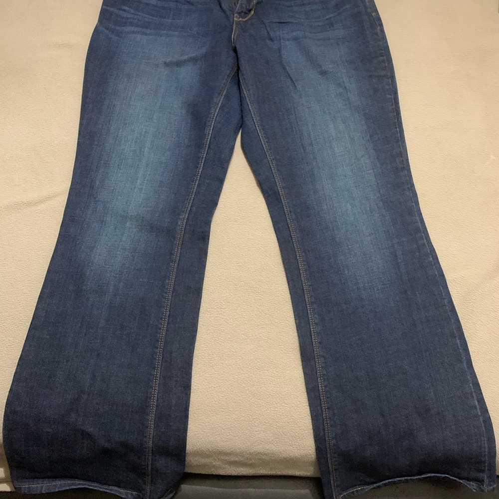 Levi jeans